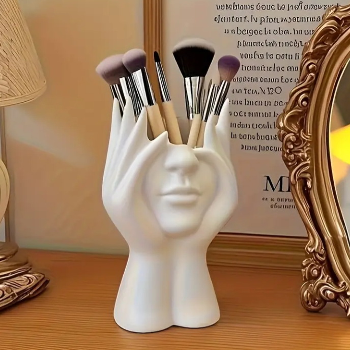 Sculpted Face Makeup Brush Holder